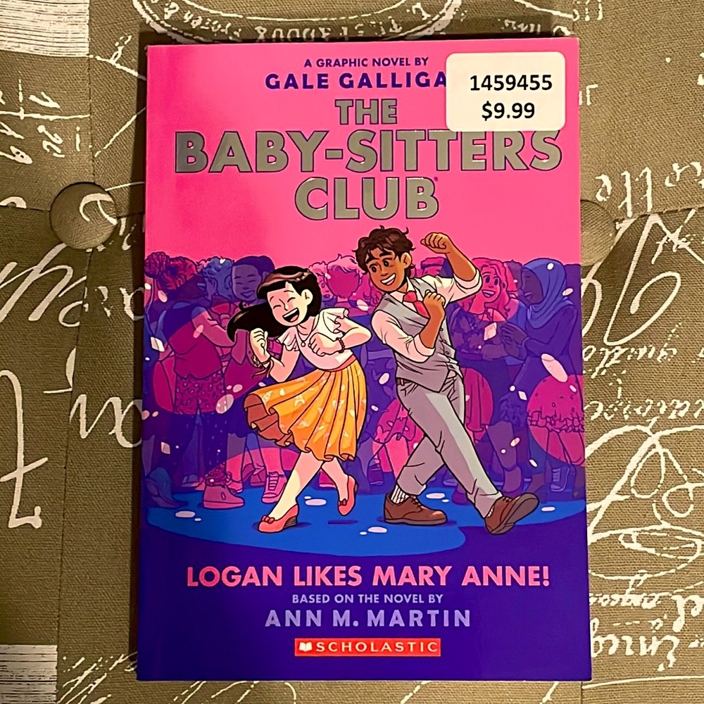 I’m selling this book, it’s called The Baby-sitters Club:Logan likes Mary Anne!